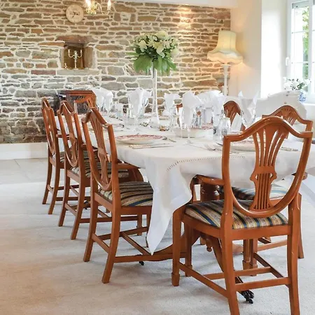 Vakantiehuis Chateau De Bremesnil P-836