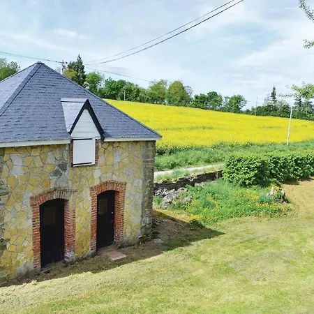 Gorgeous Home In Vassy With Kitchen Holiday home Saint-Germain-du-Crioult