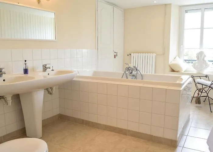 Chateau De Bremesnil P-836 Vassy