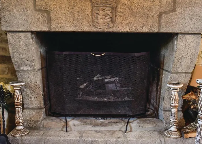 Chateau De Bremesnil P-836 *