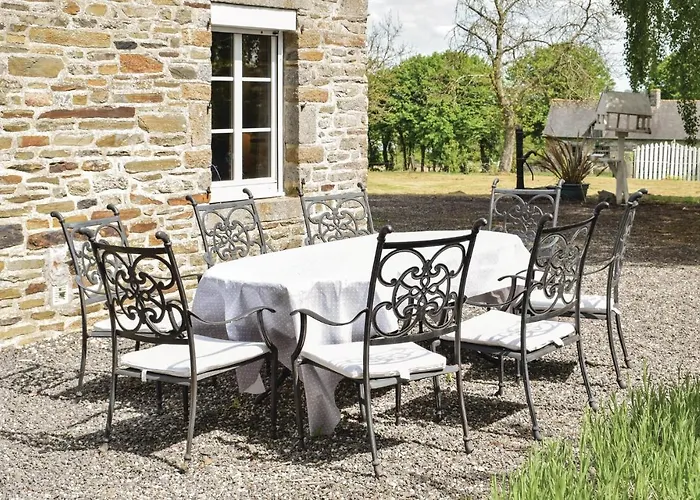 Holiday Home Chateau De Bremesnil P-836 Ferienhaus *