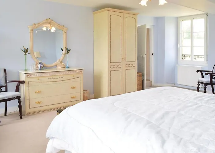 Holiday Home Chateau De Bremesnil P-836 Ferienhaus Vassy