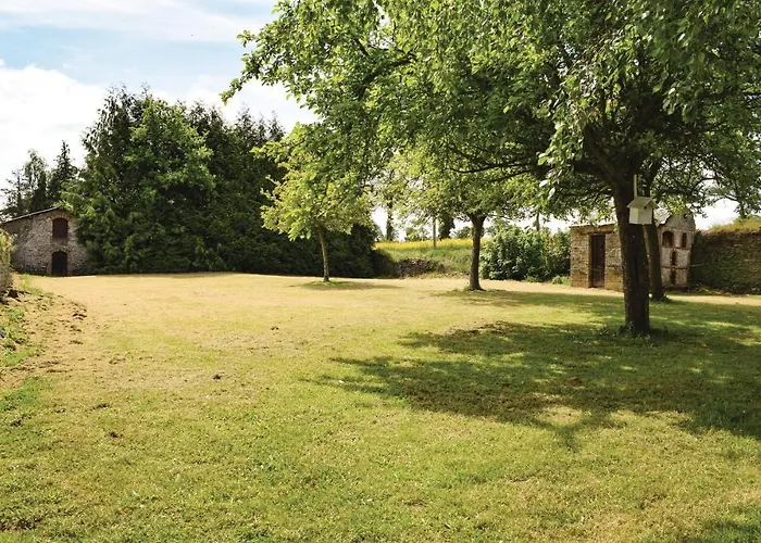 Holiday Home Chateau De Bremesnil P-836 Ferienhaus